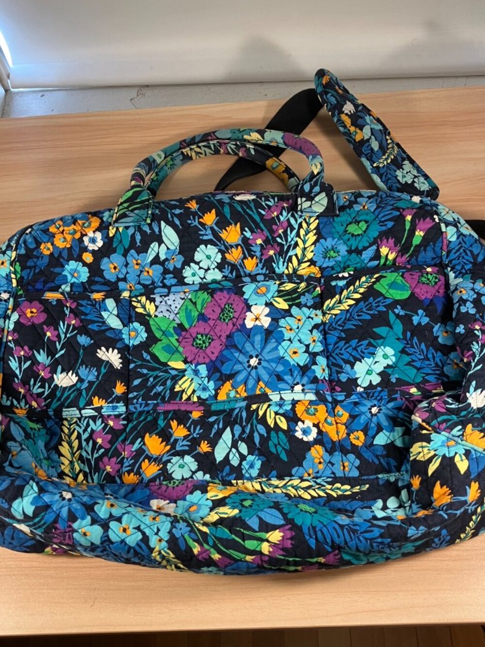 Vera Bradley Floral Weekender - Picture 5 of 10
